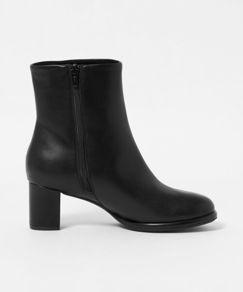 BEAUTY&YOUTH UNITED ARROWS(ビューティーアンドユースユナイテッドアローズ)の「レザーライク オブリーク ショートブーツ(ブーツ・レディース・ブラック/ワイン・37/36/38)」の12枚目の写真