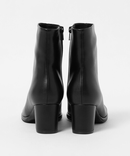 BEAUTY&YOUTH UNITED ARROWS(ビューティーアンドユースユナイテッドアローズ)の「レザーライク オブリーク ショートブーツ(ブーツ・レディース・ブラック/ワイン・37/36/38)」の13枚目の写真