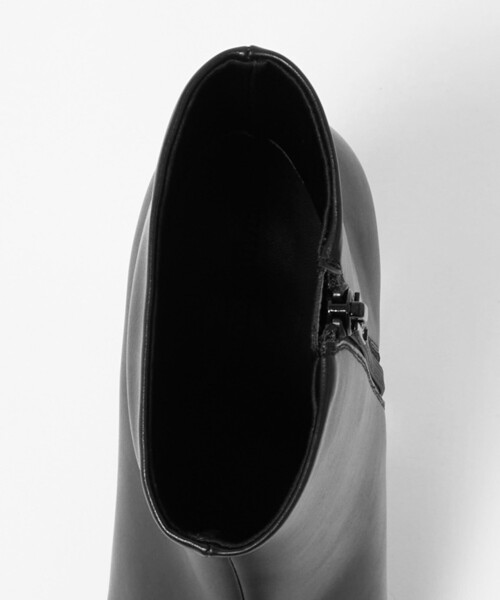 BEAUTY&YOUTH UNITED ARROWS(ビューティーアンドユースユナイテッドアローズ)の「レザーライク オブリーク ショートブーツ(ブーツ・レディース・ブラック/ワイン・37/36/38)」の15枚目の写真