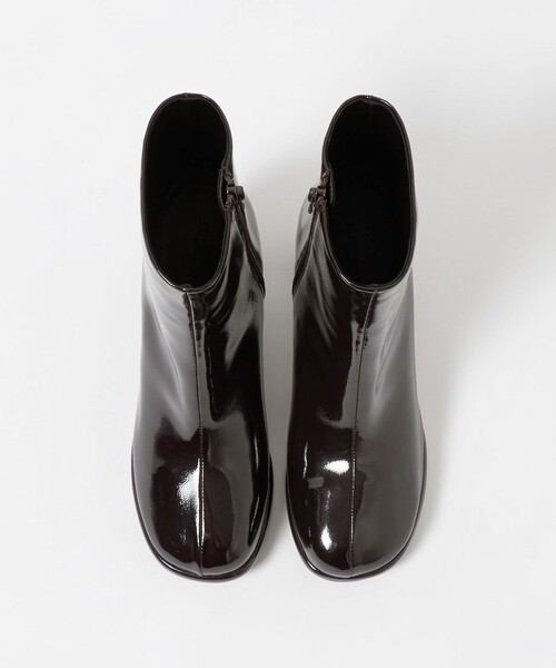 BEAUTY&YOUTH UNITED ARROWS(ビューティーアンドユースユナイテッドアローズ)の「レザーライク オブリーク ショートブーツ(ブーツ・レディース・ブラック/ワイン・37/36/38)」の19枚目の写真