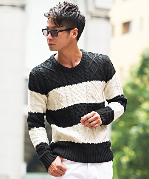 Vicci(ビッチ)の「『vicci/ヴィッチ』ケーブル編みクルーネック長袖ニットセーター(ニット/セーター・メンズ・ホワイト系その他/ホワイト系その他3/ワインレッド/ホワイト系その他6/ブラック/ブラック系その他2/グレー系その他/ブラック系その他/ミックスグレー/ネイビー/アイボリー/ホワイト系その他2/ホワイト系その他4/ホワイト系その他5/ライトグレー/キャメル/ベージュ/オフホワイト/パープル/レッド/カーキ/ホワイト系その他7/インディゴブルー/ピンク/ロイヤルブルー/モカ/グリーン・L/M/LARGE/44/MEDIUM/46/XL)」の6枚目の写真