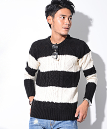 『vicci/ヴィッチ』ケーブル編みクルーネック長袖ニットセーター