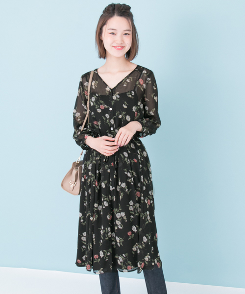 URBAN RESEARCH（アーバンリサーチ）の「楊柳フラワープリントワンピース（ワンピース・レディース・ブラック/オフホワイト・FREE）」の6枚目の写真