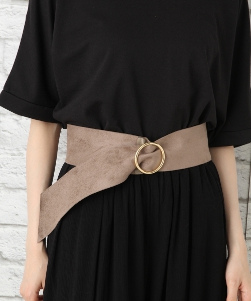 LEPSIM(レプシィム)の「メタルバックルリバーシブルフトベルト 759619(ベルト・レディース・ブラック/グレー・ONE SIZE)」の6枚目の写真