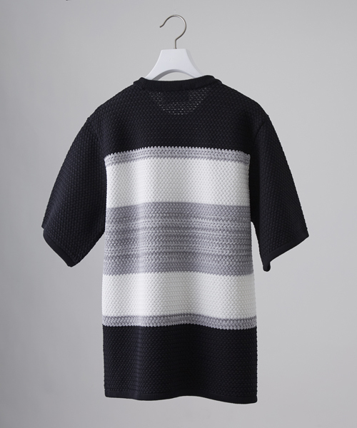 STUDIOUS（ステュディオス）の「バスケットボーダーニットTシャツ （ニット/セーター・メンズ・ブラック/グリーン・2/1）」の6枚目の写真