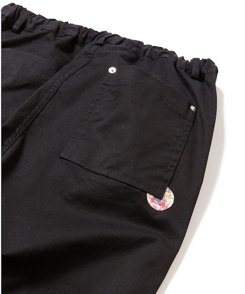 rehacer(レアセル)の「【直営限定】rehacer : Flower Coin Easy Jodhpurs PT(チノパンツ・メンズ・インディゴブルー/ブラック/ベージュ/ネイビー・MEDIUM/SMALL/LARGE)」の12枚目の写真