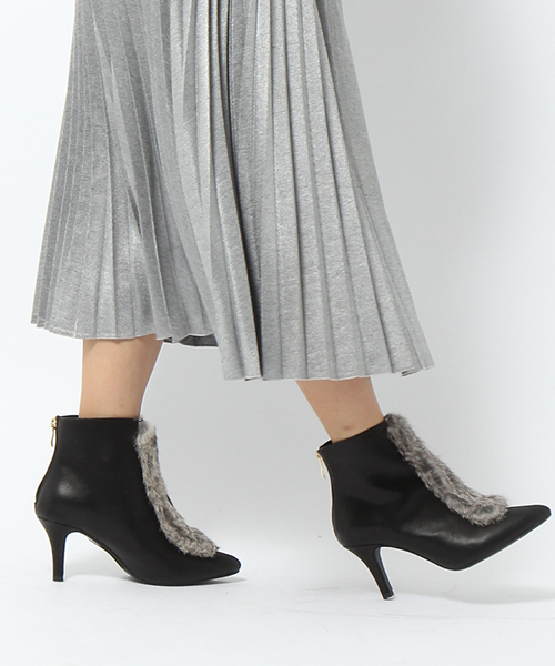 laboratory work（ラボラトリーワーク）の「ファーポイントショートブーツ（ブーツ・レディース・ブラック/ベージュ系その他・MEDIUM）」の9枚目の写真