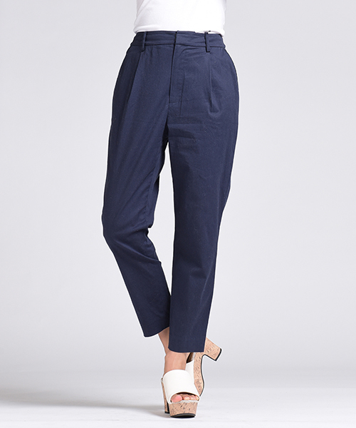 LIPSTAR（リップスター）の「タックスリムテーパードパンツ（その他パンツ・レディース・ベージュ/ネイビー/グリーン系その他2・S/M）」の5枚目の写真