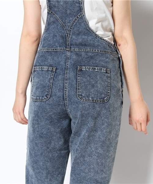 WEGO（ウィゴー）の「WEGO/デニムクロップドサロペット（サロペット/オーバーオール・レディース・ホワイト/インディゴブルー/ダークインディゴブルー・FREE）」の10枚目の写真