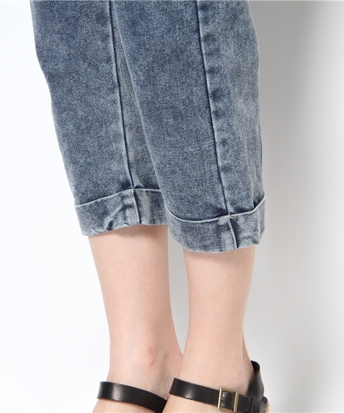 WEGO（ウィゴー）の「WEGO/デニムクロップドサロペット（サロペット/オーバーオール・レディース・ホワイト/インディゴブルー/ダークインディゴブルー・FREE）」の11枚目の写真