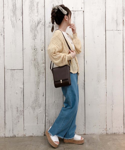 one after another NICE CLAUP（ワンアフターアナザーナイスクラップ）の「スカーフ付き合皮ショルダーバッグ（ショルダーバッグ・レディース・ブラック/ダークブラウン/モカ・FREE）」の16枚目の写真