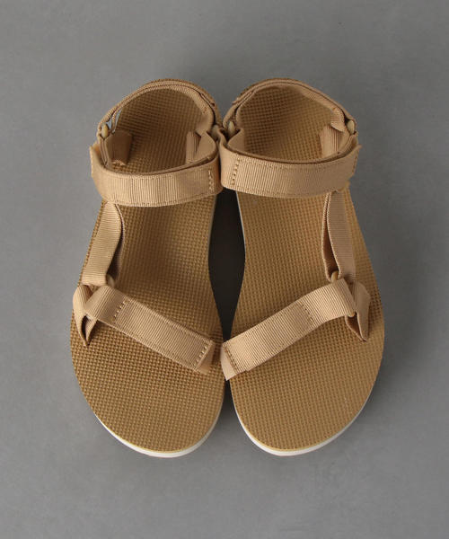 Teva（テバ）の「OC TEVA MID-F UNIVERSAL（サンダル・レディース・ブラック/ベージュ・6/8/7/5）」の3枚目の写真
