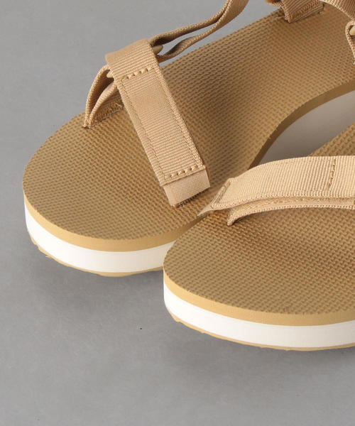 Teva（テバ）の「OC TEVA MID-F UNIVERSAL（サンダル・レディース・ブラック/ベージュ・6/8/7/5）」の8枚目の写真