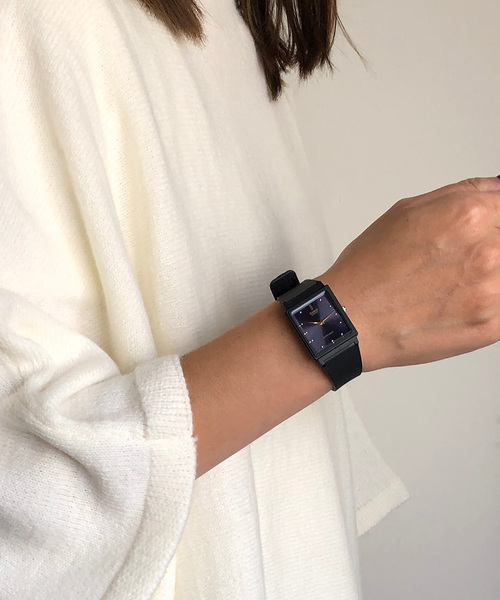 CASIO（カシオ）の「CASIO カシオ MQ-38:カシオ スクエアフェイス クォーツ 腕時計（アナログ腕時計・レディース・ブラック/ブラック×ホワイト/ブラック×ブルー/ブラック×シルバー/ブラック×ゴールド・FREE）」の13枚目の写真
