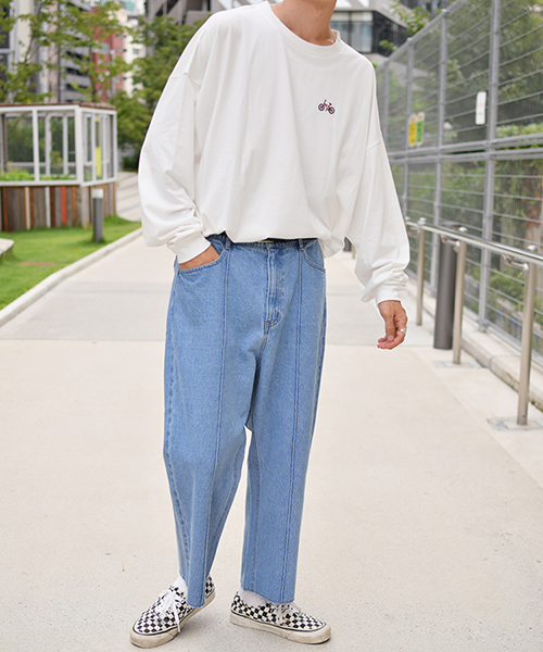 kutir（クティール）の「センタータックバルーンデニムパンツ（その他パンツ・メンズ・サックスブルー/インディゴブルー・SMALL/MEDIUM/LARGE）」の3枚目の写真