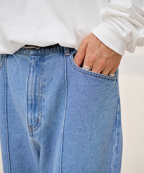 kutir（クティール）の「センタータックバルーンデニムパンツ（その他パンツ・メンズ・サックスブルー/インディゴブルー・SMALL/MEDIUM/LARGE）」の9枚目の写真