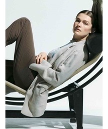 Mila Owen�i�~�� �I�[�E�F���j�́u�r�b�O�V���G�b�g�R�[�g�W���P�b�g�i�e�[���[�h�W���P�b�g�j�v