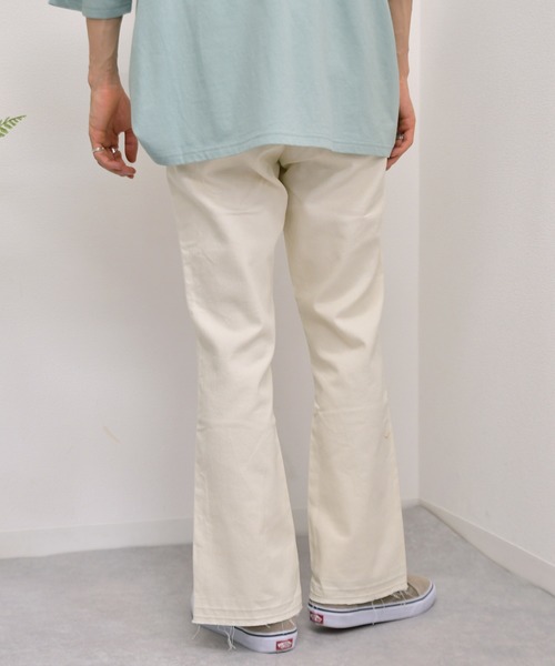 kutir（クティール）の「デニムフレアパンツ（その他パンツ・メンズ・オフホワイト/サックスブルー/インディゴブルー・SMALL/MEDIUM/LARGE）」の8枚目の写真