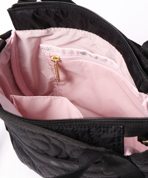 レスポートサック ショルダーバッグ パフィーブロッサムズ ブラック×ピンク 花柄 QUINN BAG パフィーブロッサムズ（ミニバッグ）｜LeSportsac