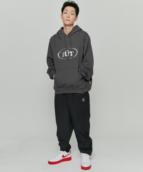 ISTKUNST(イストクンスト)の「【ISTKUNST】OVAL LOGO HOODIE / イストクンスト オーバル ロゴ フーディー(パーカー・メンズ・ベージュ/ブルー/チャコールグレー/ピンク・MEDIUM/LARGE)」の21枚目の写真