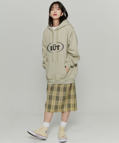 ISTKUNST(イストクンスト)の「【ISTKUNST】OVAL LOGO HOODIE / イストクンスト オーバル ロゴ フーディー(パーカー・メンズ・ベージュ/ブルー/チャコールグレー/ピンク・MEDIUM/LARGE)」の11枚目の写真