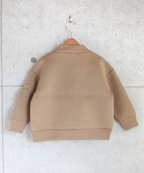 THE CASUAL（カジュアル）の「ビッグシルエット MA-1 ジャケット サンドイッチダンボール キッズ（MA-1・キッズ・カーキ/ベージュ/ブラック/ネイビー・150cm/110cm/140cm/120cm/160cm/130cm）」の5枚目の写真
