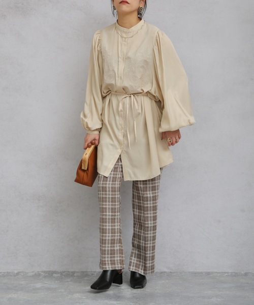 ap retro（アプレトロ）の「刺繍バンドカラーロングシャツ【ZOZOTOWN限定商品】（シャツ/ブラウス・レディース・ブラック/アイボリー/グリーン系その他・FREE）」の12枚目の写真