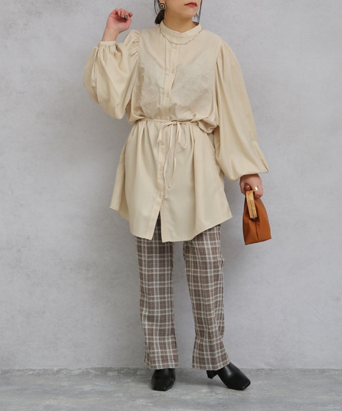 ap retro（アプレトロ）の「刺繍バンドカラーロングシャツ【ZOZOTOWN限定商品】（シャツ/ブラウス・レディース・ブラック/アイボリー/グリーン系その他・FREE）」の13枚目の写真