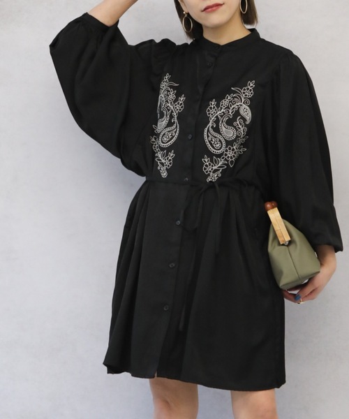 ap retro（アプレトロ）の「刺繍バンドカラーロングシャツ【ZOZOTOWN限定商品】（シャツ/ブラウス・レディース・ブラック/アイボリー/グリーン系その他・FREE）」の22枚目の写真