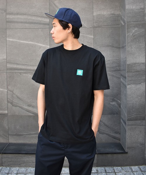 DOUBLE STEAL（ダブルスティール）の「mini BOX LOGO　半袖Tシャツ（Tシャツ/カットソー・メンズ・サンドベージュ/ホワイト×ブラック/ブラック系その他/ベージュ系その他/ホワイト×エメラルドグリーン/ブラック系その他2・MEDIUM/LARGE/X-LARGE/XX-LARGE）」の22枚目の写真