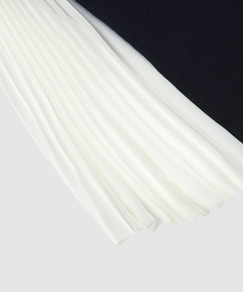 EZUMi（エズミ）の「CUT&SEWN（パーカー・レディース・ネイビー/グリーン・FREE）」の5枚目の写真