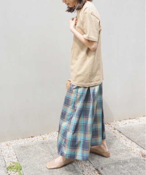 AZUL ENCANTO(アズールエンカント)の「マドラスチェック ボリュームタックロングスカート(スカート・レディース・ベージュ/オレンジ/ブルー・FREE)」の21枚目の写真