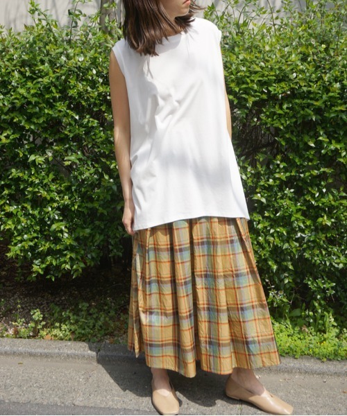 AZUL ENCANTO(アズールエンカント)の「マドラスチェック ボリュームタックロングスカート(スカート・レディース・ベージュ/オレンジ/ブルー・FREE)」の17枚目の写真