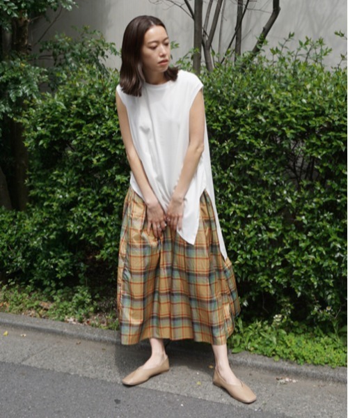 AZUL ENCANTO(アズールエンカント)の「マドラスチェック ボリュームタックロングスカート(スカート・レディース・ベージュ/オレンジ/ブルー・FREE)」の22枚目の写真