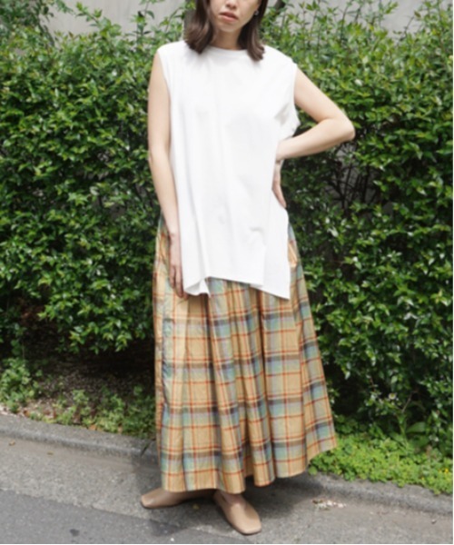 AZUL ENCANTO(アズールエンカント)の「マドラスチェック ボリュームタックロングスカート(スカート・レディース・ベージュ/オレンジ/ブルー・FREE)」の9枚目の写真