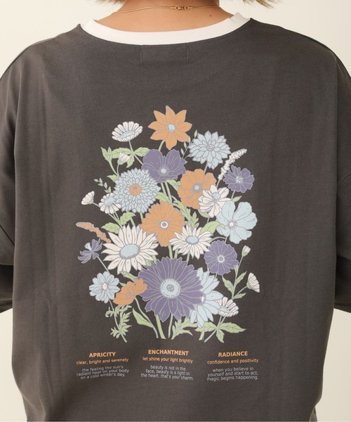 sakishimatokyo(サキシマトーキョー)の「【ZOZO限定】サキシマamp「フラワーロゴプリントリンガーBIGTシャツ」(Tシャツ/カットソー・レディース・ライトブルー/ブラック/オフホワイト/アイボリー・FREE)」の9枚目の写真