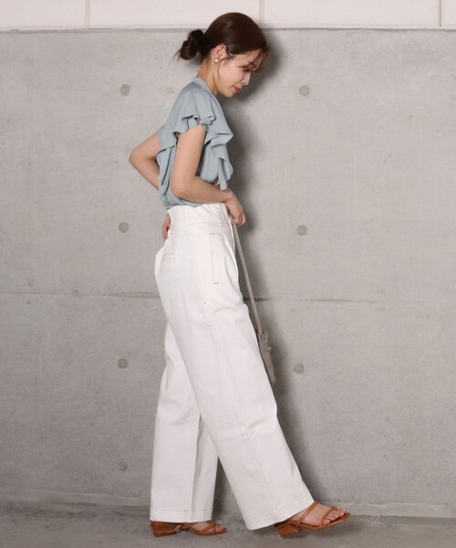 fredy repit（フレディレピ）の「デニムセミワイドパンツ（デニムパンツ・レディース・オフホワイト/ライトブルー/ネイビー・36/38）」の13枚目の写真