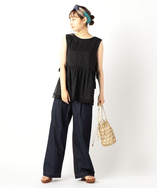 fredy repit（フレディレピ）の「デニムセミワイドパンツ（デニムパンツ・レディース・オフホワイト/ライトブルー/ネイビー・36/38）」の14枚目の写真