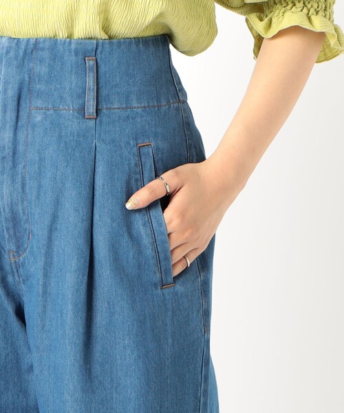 fredy repit（フレディレピ）の「デニムセミワイドパンツ（デニムパンツ・レディース・オフホワイト/ライトブルー/ネイビー・36/38）」の22枚目の写真
