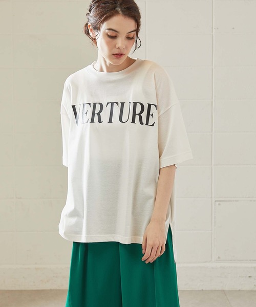 OUVRAGE CLASSE（ウヴラージュクラス）の「OVERTRUE ロゴＴ（Tシャツ/カットソー・レディース・チャコールグレー/オフホワイト・FREE）」の6枚目の写真