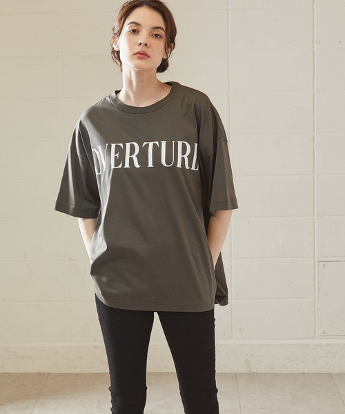 OUVRAGE CLASSE（ウヴラージュクラス）の「OVERTRUE ロゴＴ（Tシャツ/カットソー・レディース・チャコールグレー/オフホワイト・FREE）」の8枚目の写真