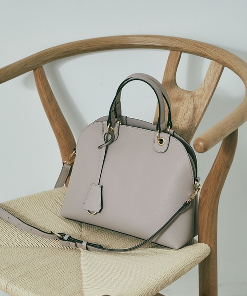 VIS（ビス）の「【新色追加】【2WAY】５ポケットボストンバッグ（ボストンバッグ・レディース・ライトグレー/ブラック/ベージュ系その他/ベージュ系その他2/レッド/オフホワイト・FREE）」の4枚目の写真