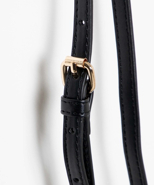 WEGO(ウィゴー)の「WEGO/ハンドル巾着ショルダー(ショルダーバッグ・レディース・ベージュ/オフホワイト/ブラック・FREE)」の6枚目の写真