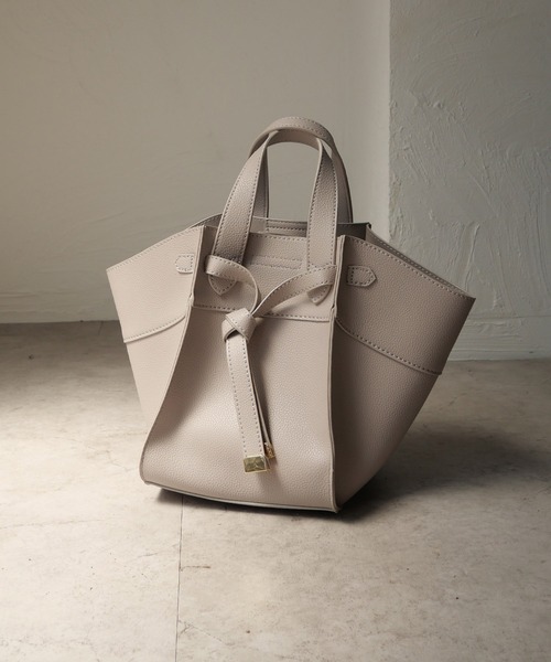 CURI BISCUI（キュリ　ビスキュイ）の「【CURIBISCUI】ベルトモチーフ ２WAYバッグ（ハンドバッグ・レディース・ブラック/グレー/モカ/ライトベージュ・FREE）」の21枚目の写真