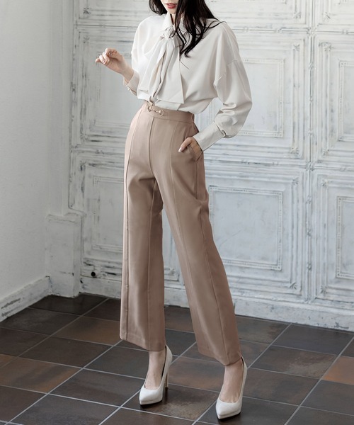 Julia Boutique（ジュリアブティック）の「ビット付きセンターシームフレアパンツ/21508（その他パンツ・レディース・ブラック/ベージュ/ライトベージュ/グリーン系・ONE）」の11枚目の写真