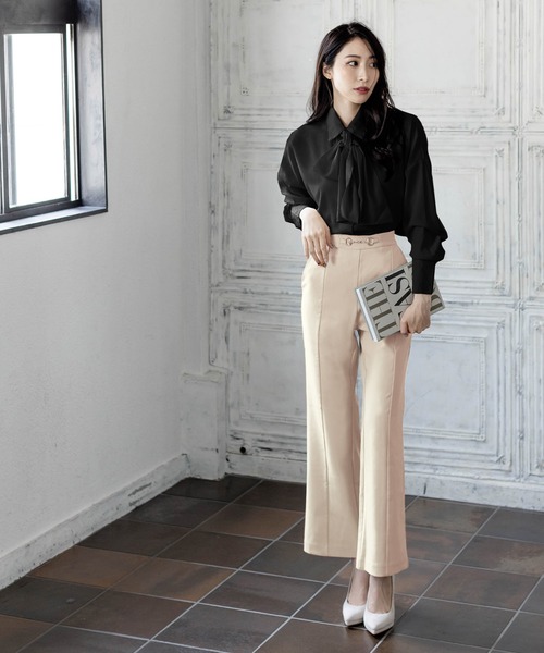 Julia Boutique（ジュリアブティック）の「ビット付きセンターシームフレアパンツ/21508（その他パンツ・レディース・ブラック/ベージュ/ライトベージュ/グリーン系・ONE）」の7枚目の写真