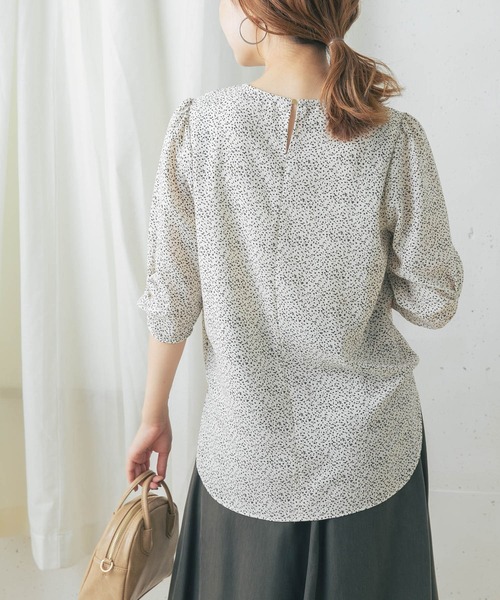 URBAN RESEARCH ROSSO(アーバンリサーチロッソ)の「アートドットスリーブタックブラウス(シャツ/ブラウス・レディース・ブラック/アイボリー・FREE)」の14枚目の写真