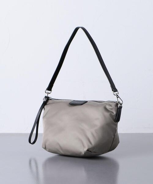 GIANNI CHIARINI（ジャンニ キアリーニ）の「＜GIANNI CHIARINI(ジャンニ キアリーニ) ＞SUVOTA BORSA ポーチ（ポーチ・レディース・ライトグレー/ブラック/ベージュ・FREE）」の4枚目の写真