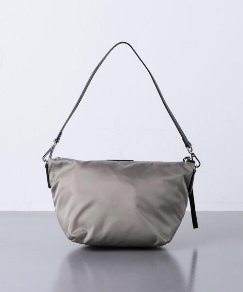 GIANNI CHIARINI（ジャンニ キアリーニ）の「＜GIANNI CHIARINI(ジャンニ キアリーニ) ＞SUVOTA BORSA ポーチ（ポーチ・レディース・ライトグレー/ブラック/ベージュ・FREE）」の6枚目の写真