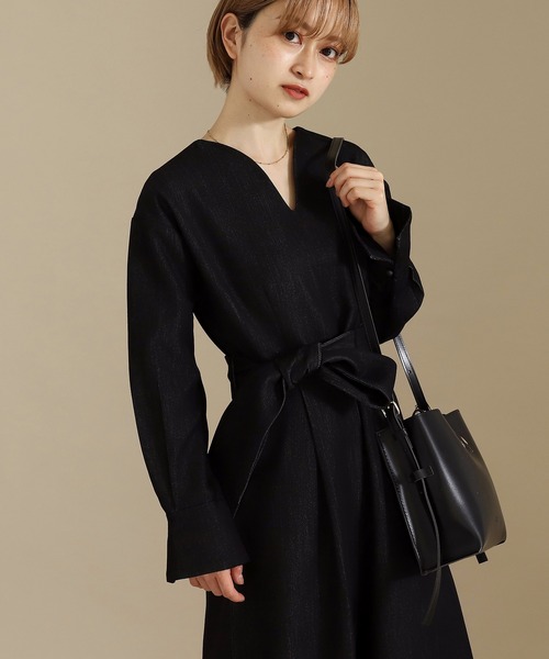 AULI(アウリィ)の「【低身長向けサイズ】ベルト付きデニムワイドオールインワン(つなぎ/オールインワン・レディース・ブラック/ネイビー・XS/S)」の13枚目の写真